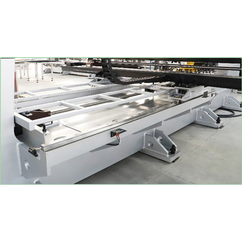 Cnc Turret Punching Machine