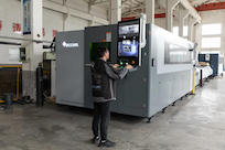 ¿Qué problemas puede encontrar la Press Brake en las curvas?